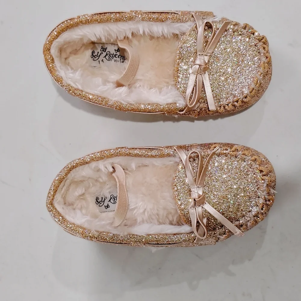 Self Esteem Kids Sparkle Moccasin Slippers - Rose Gold Size 8